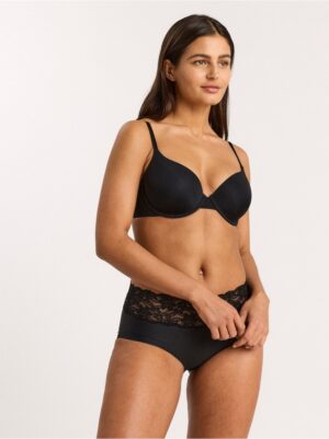 Invisible regular waist brief with lace - 7188110-80
