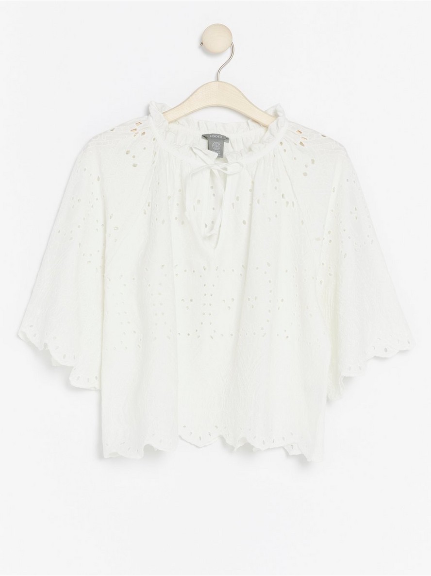 Bluze – White Hole-embroidered Blouse