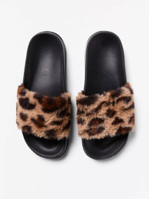 Slip in sandals with fake fur - 7996210-80