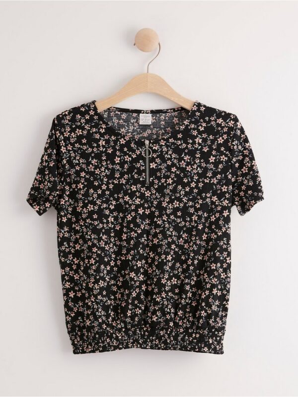 Short sleeve top with flower pattern - 8025453-6928