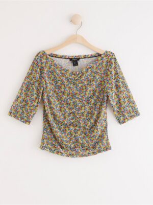Short sleeve top with flower pattern - 8153023-80