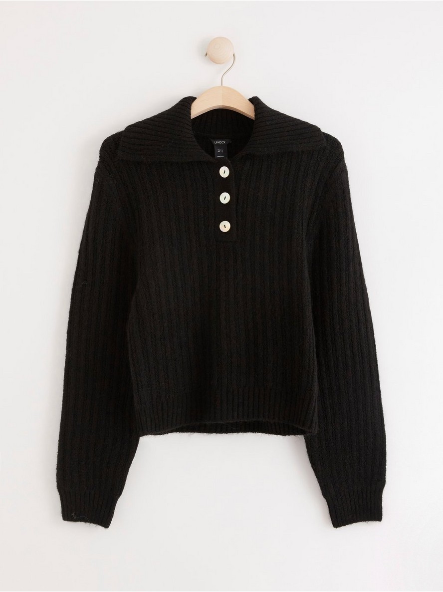 Dzemper – Knitted jumper with collar