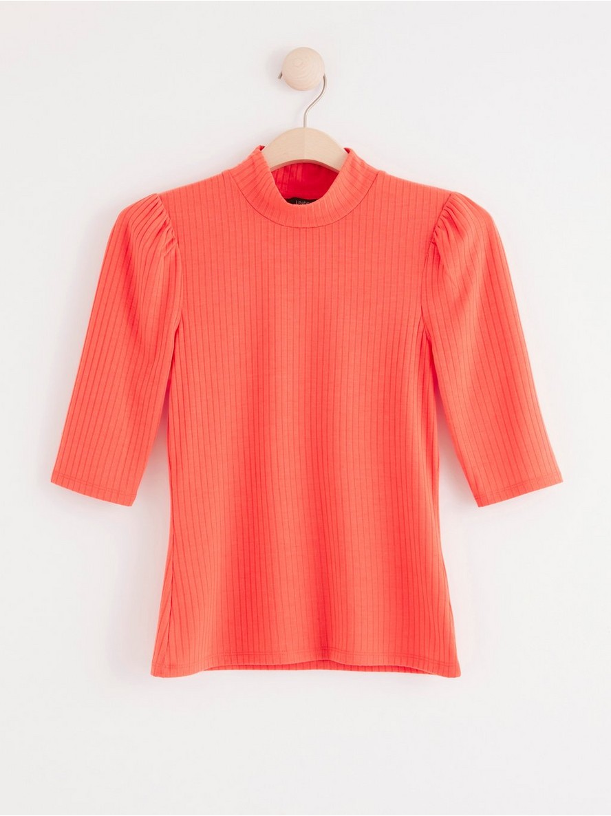 Majica – Ribbed top with puff sleeves