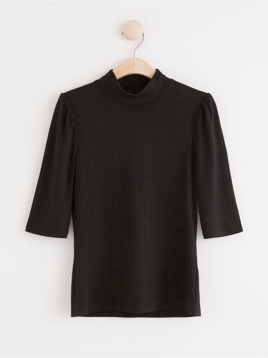 Majica – Ribbed top with puff sleeves