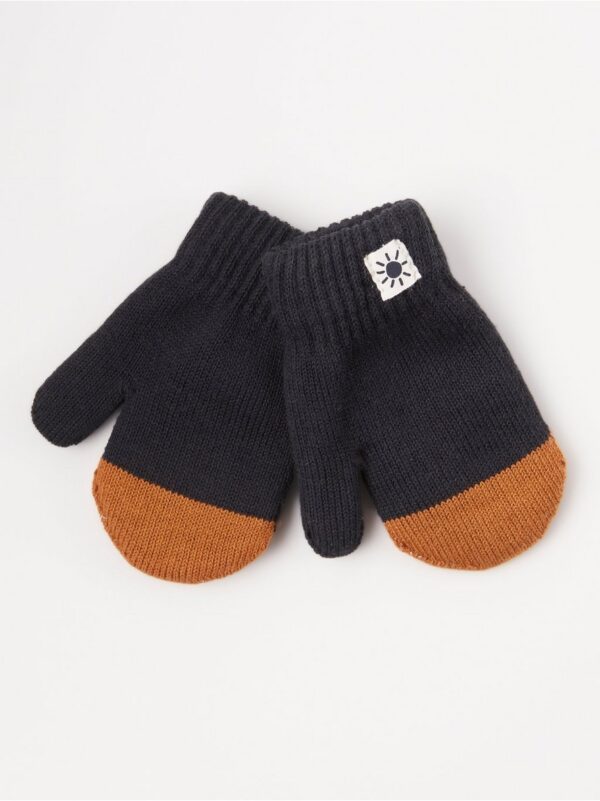 Fine-knit mittens - 8204887-6959