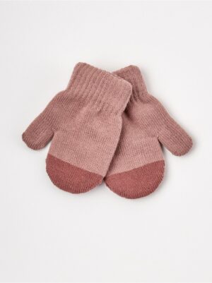 Fine-knit mittens - 8205121-5255