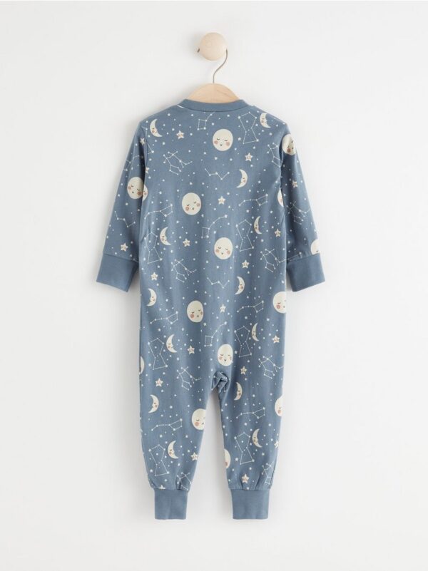 Pyjamas with night sky print - 8213453-8419