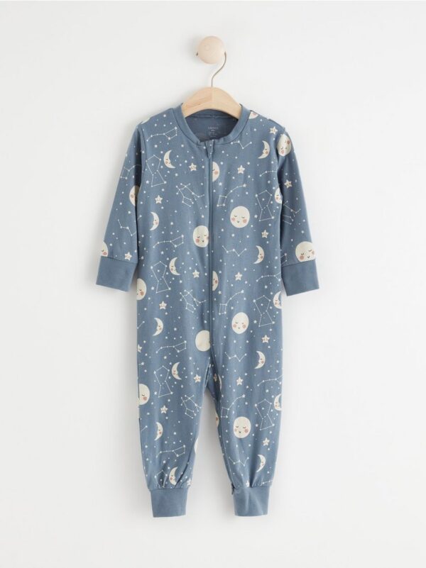 Pyjamas with night sky print - 8213453-8419