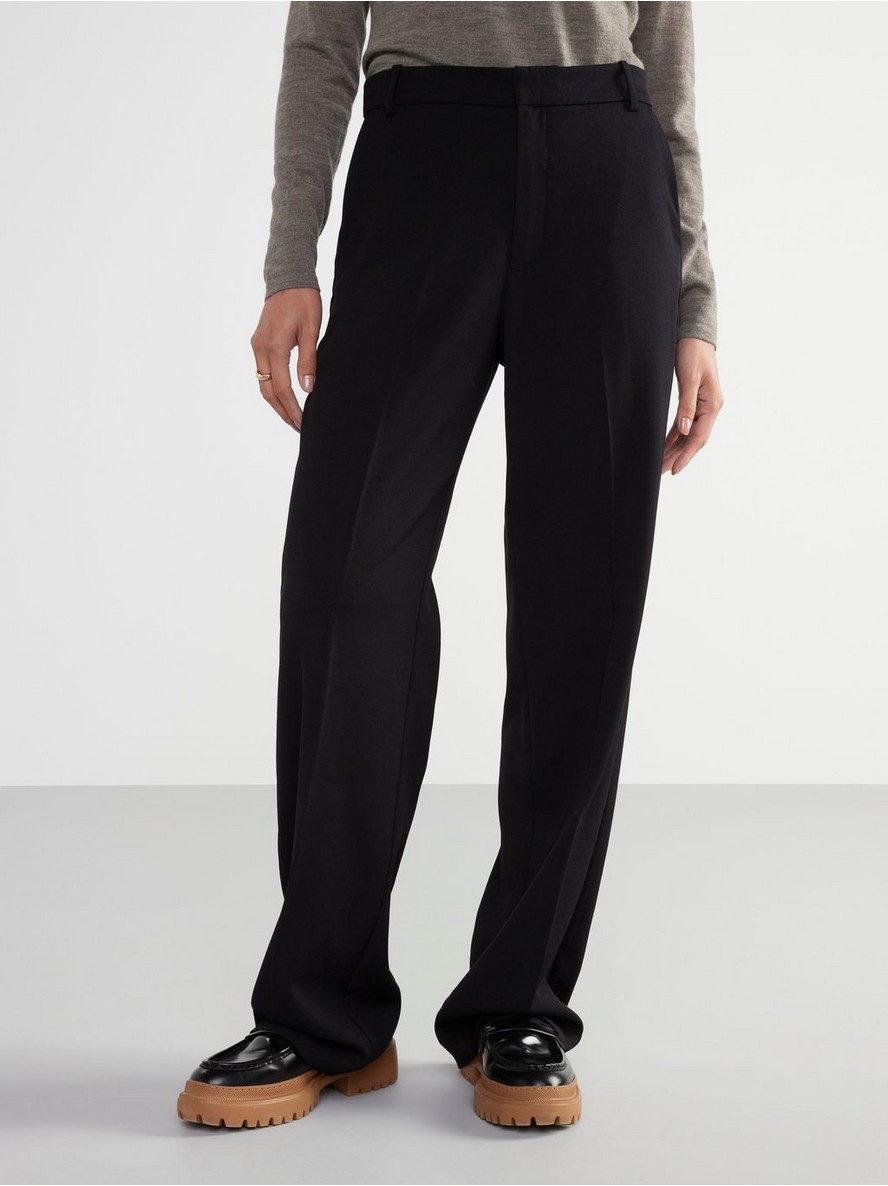 Pantalone – Straight trousers with regular waist