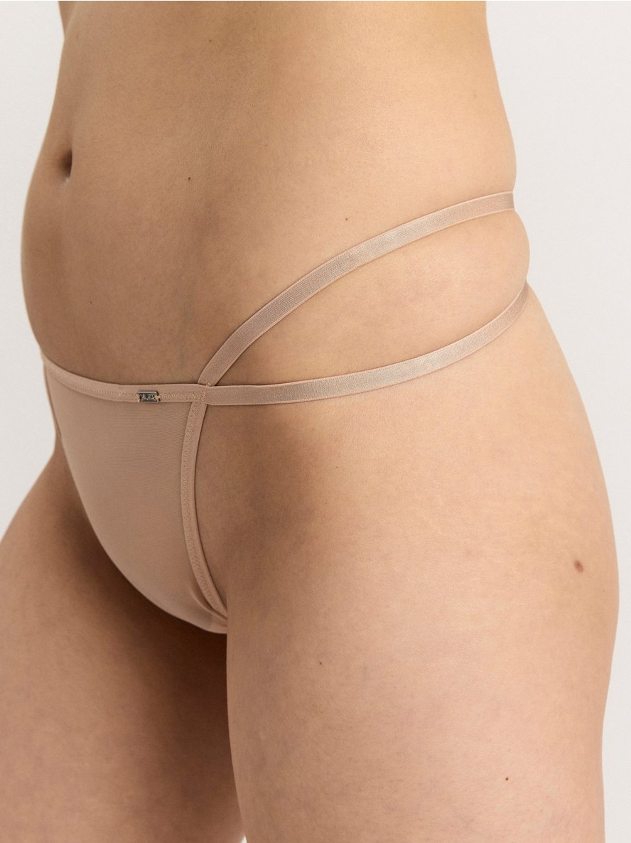 Gacice – Low waist thong in mesh