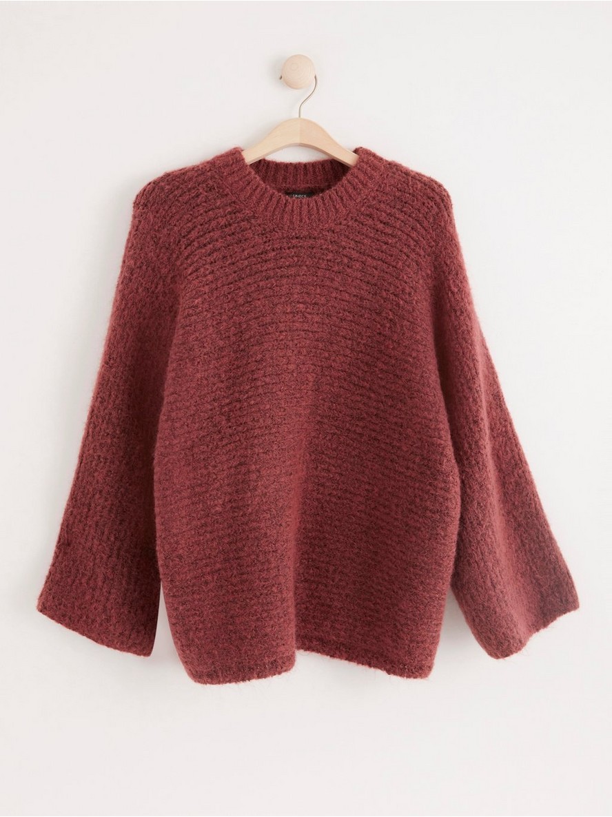 Dzemper – Fuzzy knitted jumper