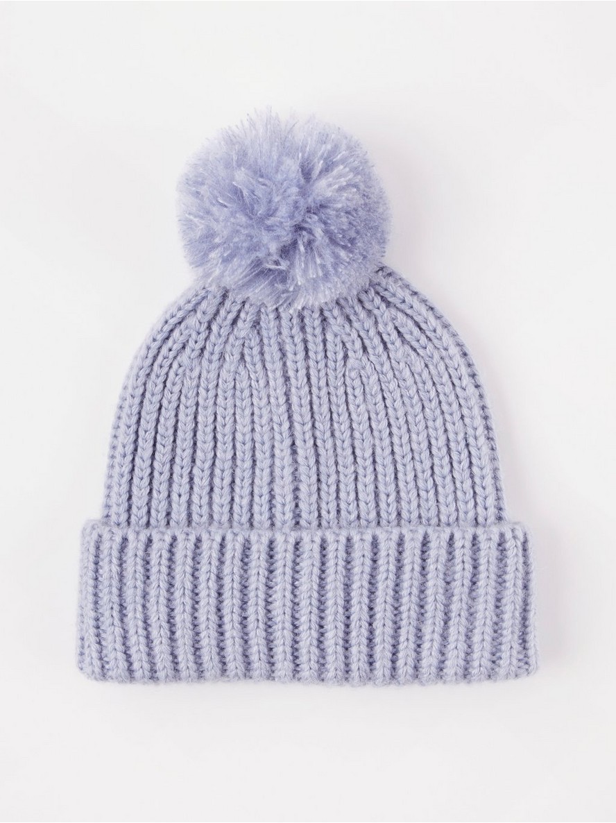 Kapa – Knitted beanie with pom poms