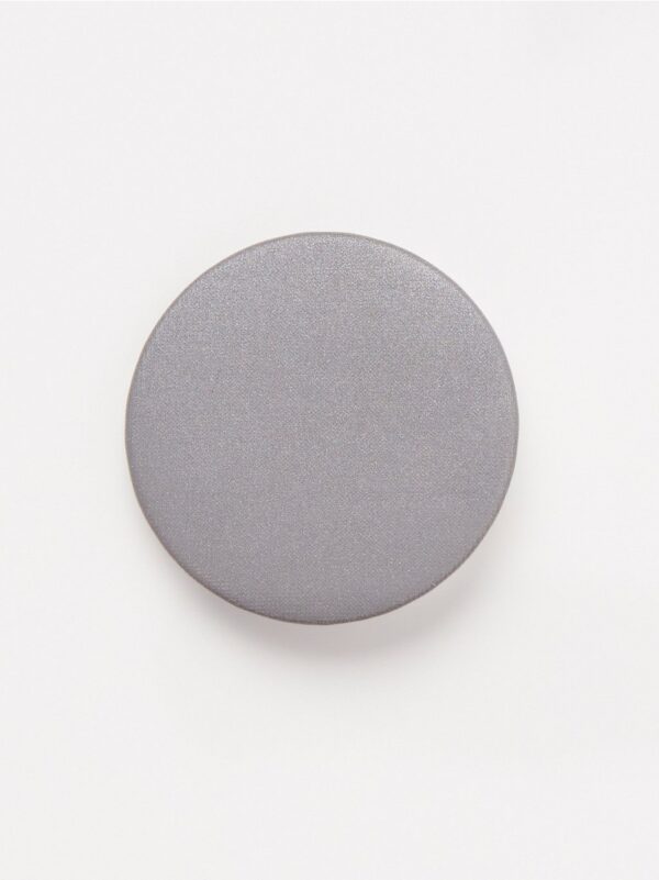 Round reflective brooch - 8298232-10