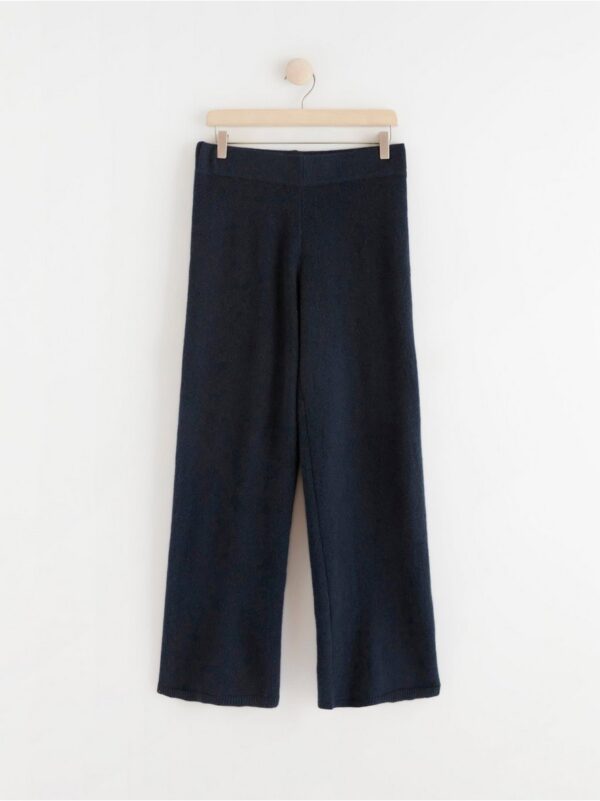 Knitted trousers - 8300225-4188