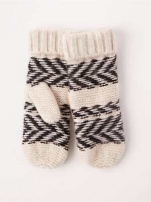 Knitted mittens - 8301157-300