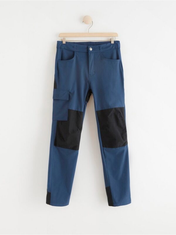 Water repellent outdoor trousers - 8301704-6841