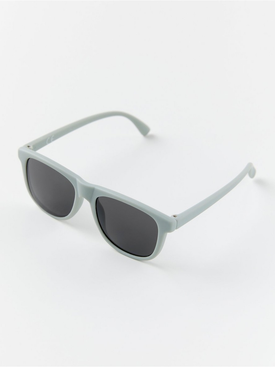 Naocare – Sunglasses with matte finish
