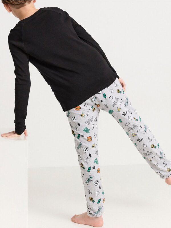 Pyjama set with patterned trousers - 8317445-80