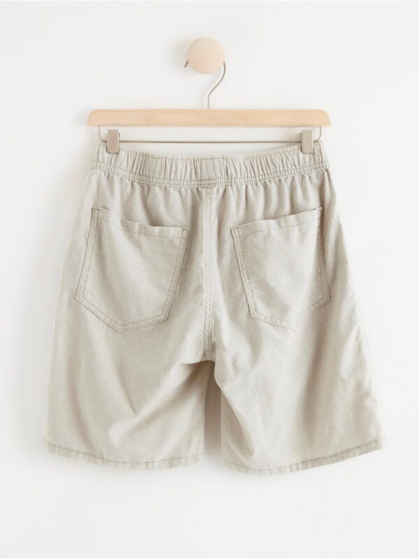 VILGOT Wide regular waist linen blend shorts - 8323195-9928