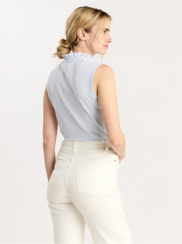 Sleeveless top with frill collar - 8363868-7461