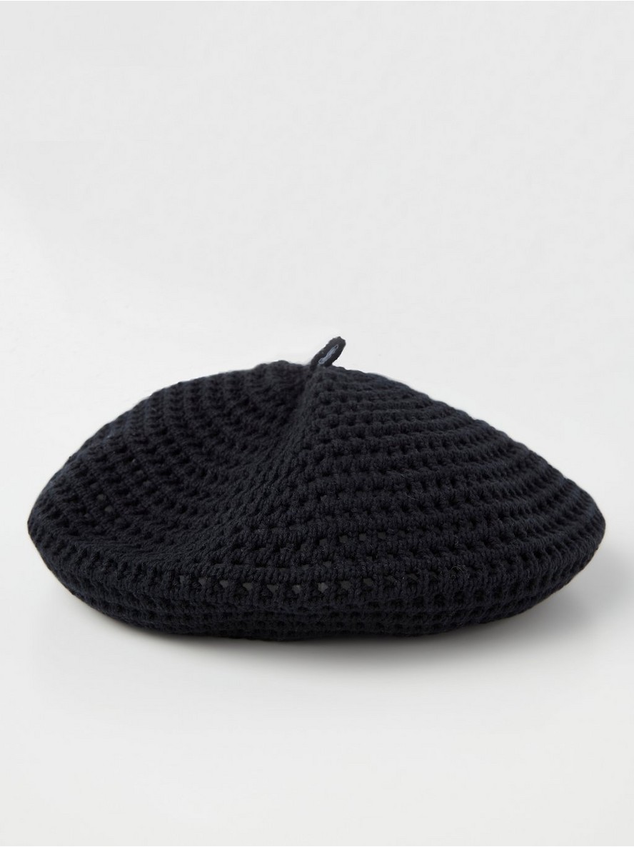 Beretka – Crocheted beret