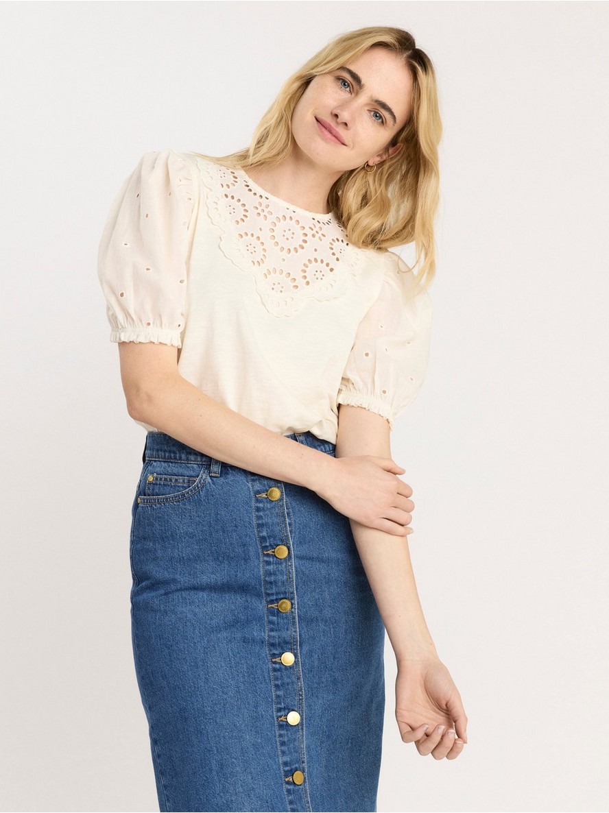 Majica – Top with broderie anglaise