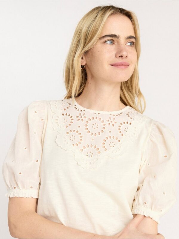 Top with broderie anglaise - 8369729-300