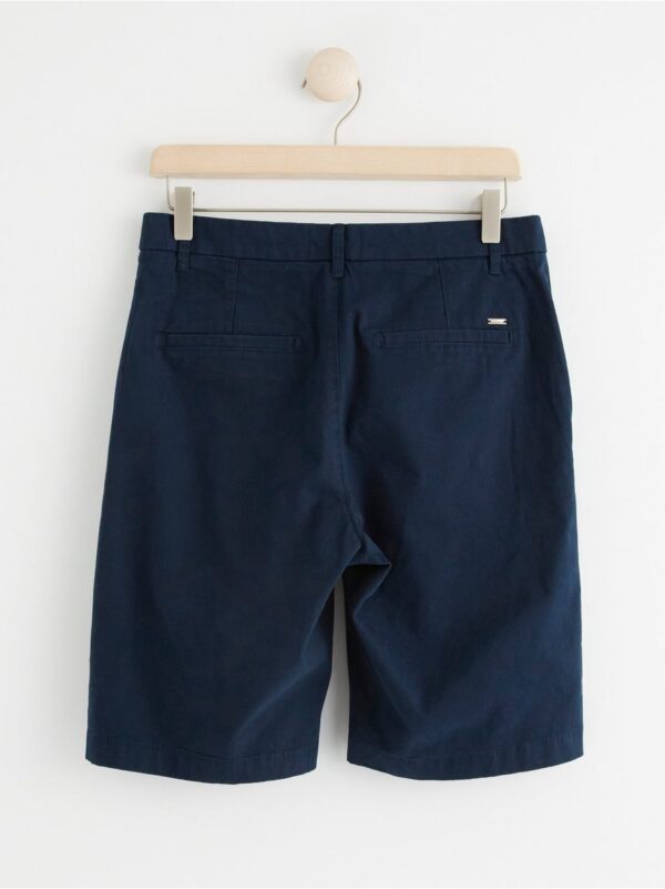 Chino shorts with regular waist - 8371435-2521