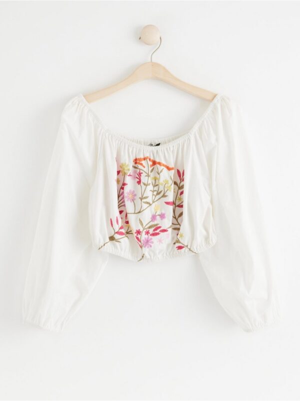 Cropped blouse with embroidery - 8393943-70