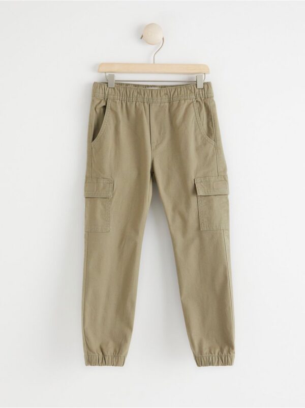 Straight regular waist cargo trousers - 8407866-9933