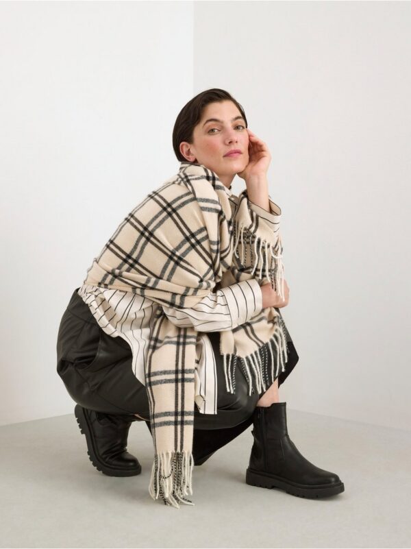 Midi skirt in imitation leather - 8419790-80