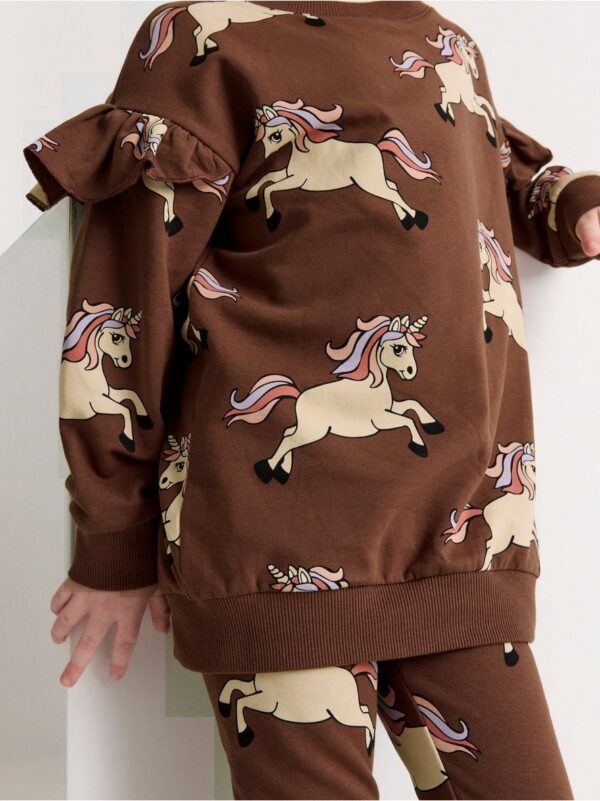 Sweatshirt with frill shoulders and unicorns - 8422211-3084