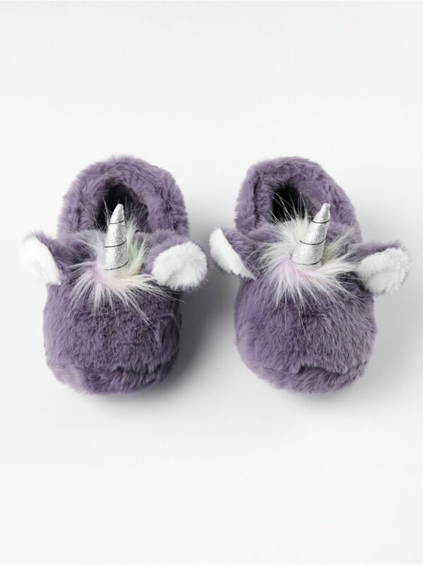 Unicorn slippers - 8434990-9986