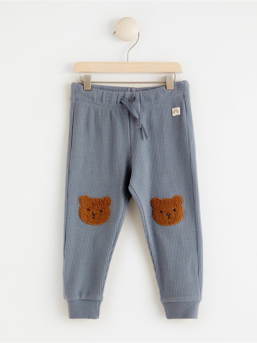 Trenerka donji deo – Waffled trousers with bear knee patches