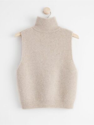 Knitted vest with collar - 8439552-9805