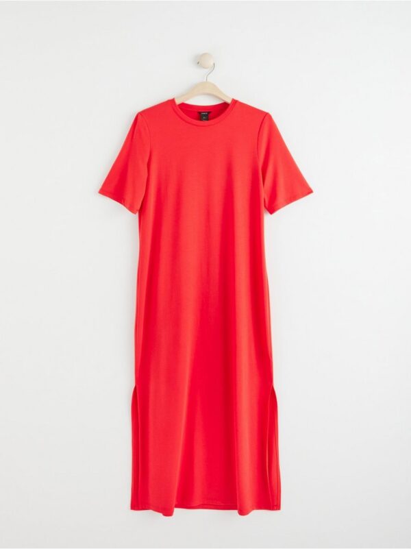 Midi t-shirt dress with side slit - 8451957-4572