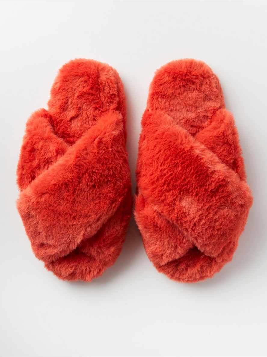 Papuce – Fake fur slippers