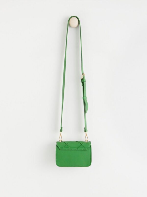 Shoulder bag in braided imitation leather - 8460554-5689