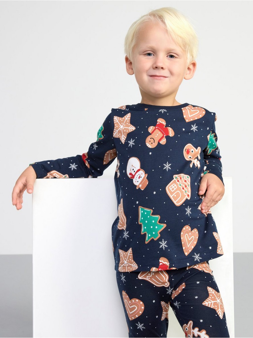 Long sleeve top with gingerbread cookies - 8467057-2521