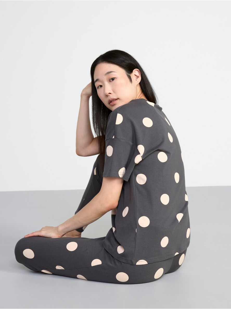 Pidzama – Pyjama set with t-shirt and trousers