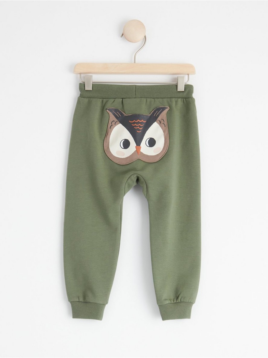 Trenerka donji deo – Trousers with owl appliqué to back
