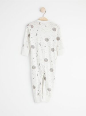 Pyjamas with night sky print - 8503489-325