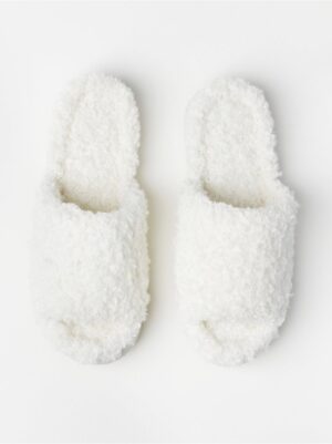 Teddy slippers - 8433155-300