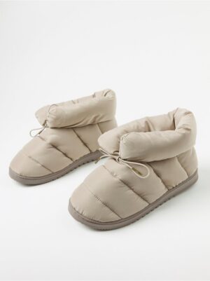 Padded slippers - 8435880-7742