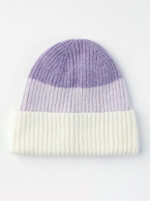 Beanie with colour blocking - 8472432-6375