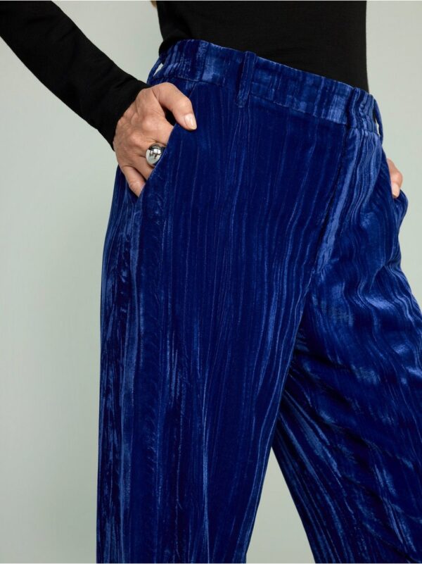 Straight velvet trousers with regular waist - 8484909-1967