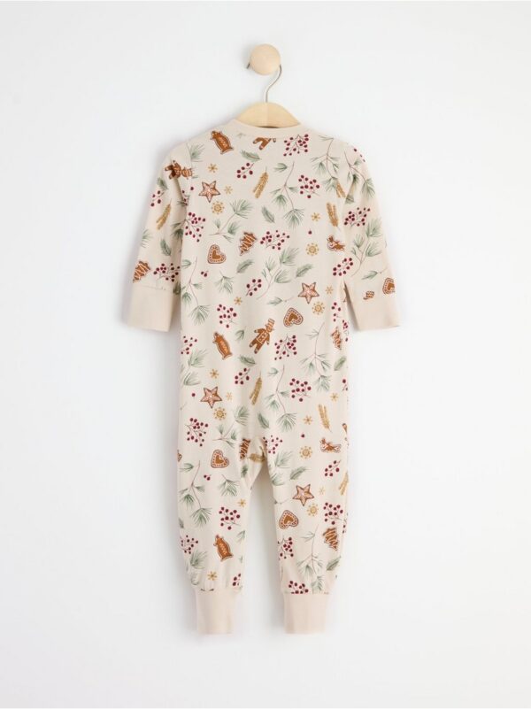 Pyjamas with Christmas print - 8486890-1230