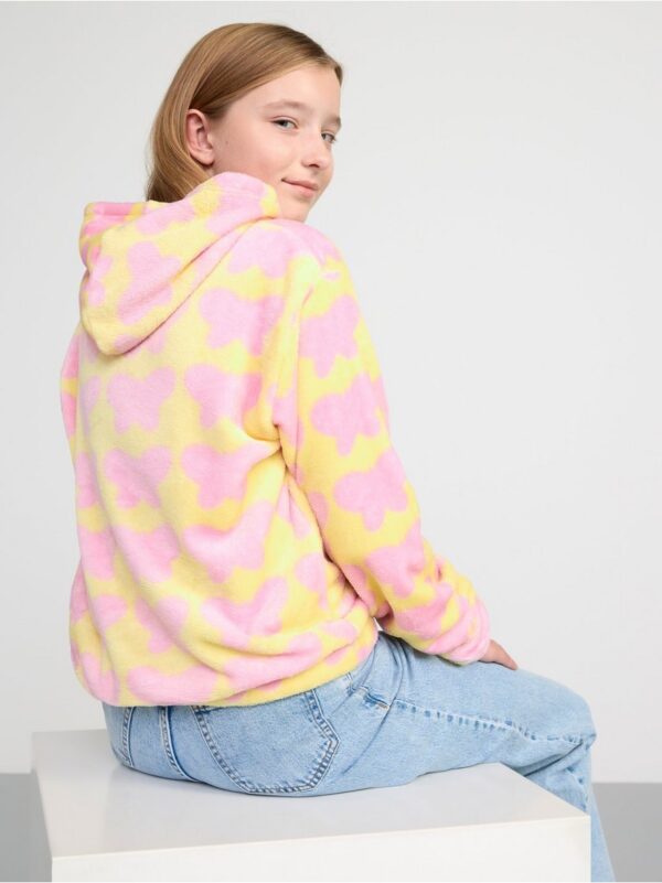Cropped fluffy hoodie with allover print - 8518966-6730
