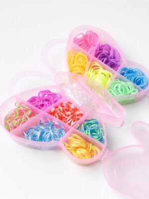 Colourful loom bands - 8544047-6665