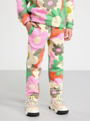 Sweatpants with flowers and brushed inside - 8543236-6901